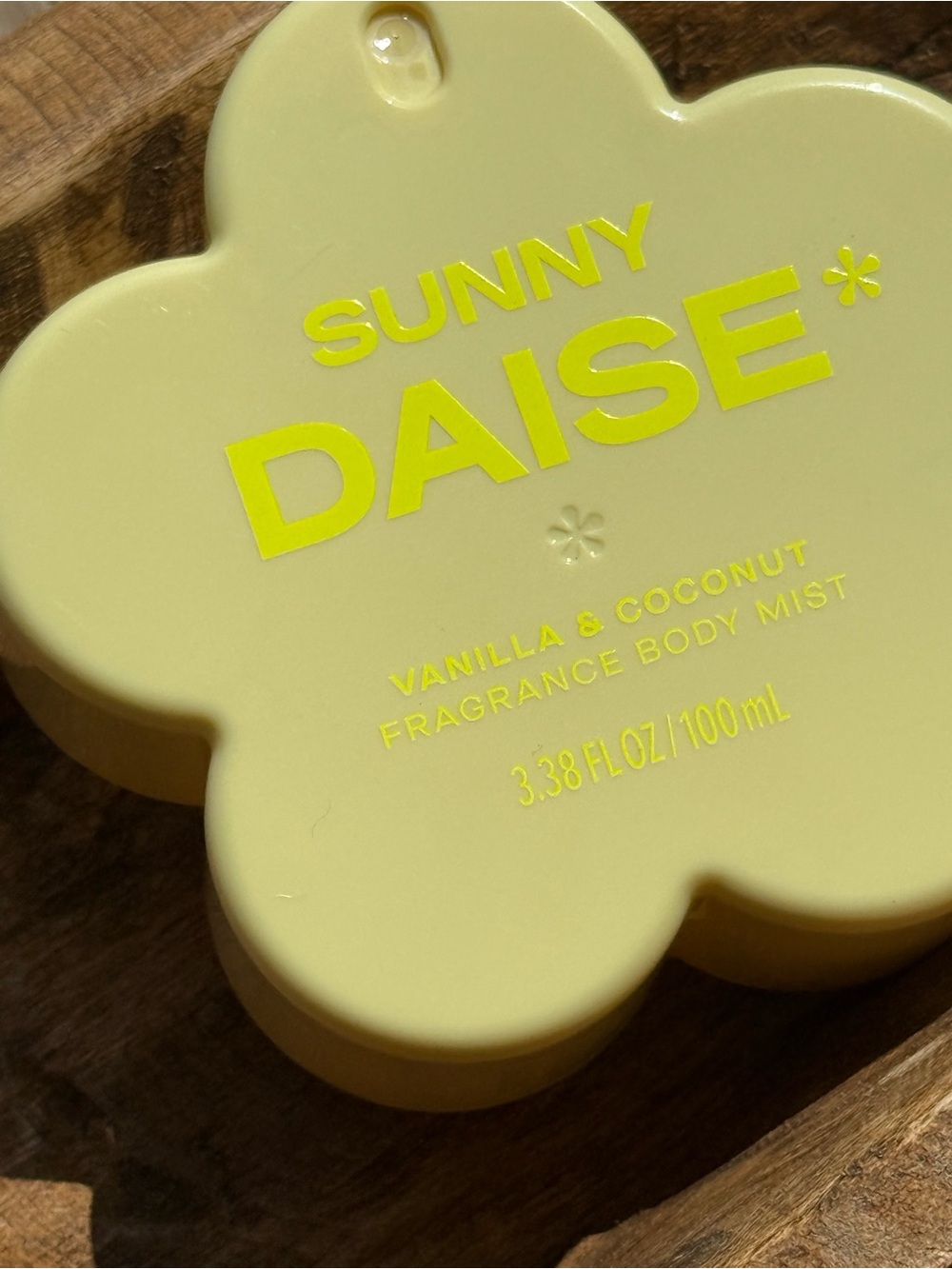 Sunny DAISE* Vanilla & Coconut Fragrance Body Mist